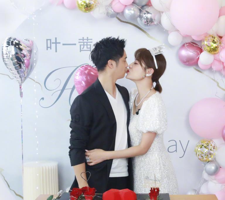 了解女生不回复我信息怎么办?